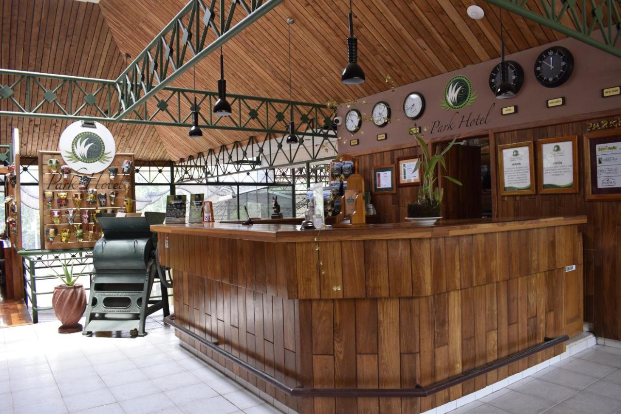 Park Hotel Santa Cruz Verapaz Luaran gambar