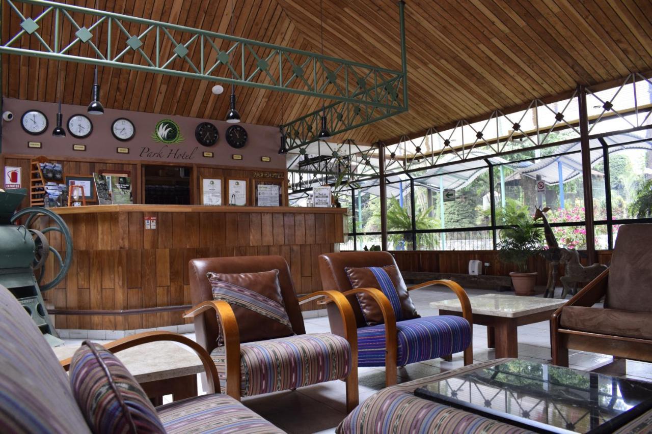 Park Hotel Santa Cruz Verapaz Luaran gambar