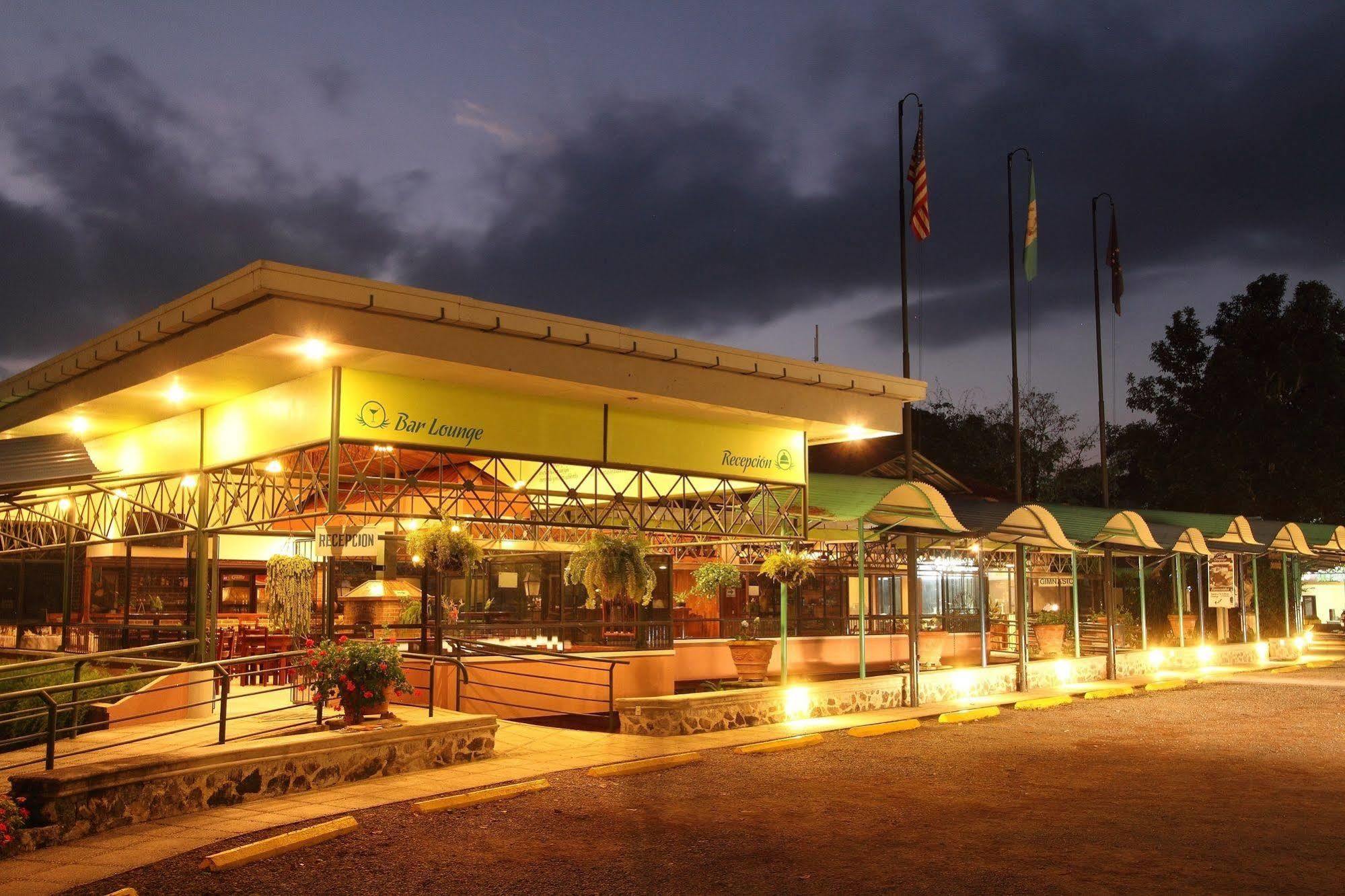 Park Hotel Santa Cruz Verapaz Luaran gambar
